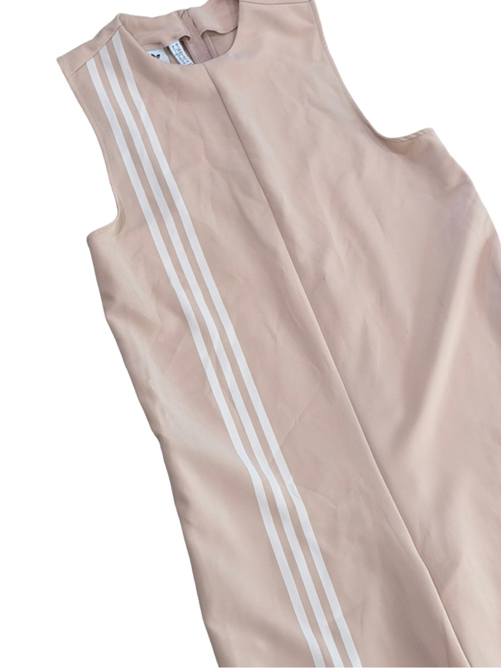 Adidas Originals TIrd Jumpsuit In
Ash Pearl - Picture 5 of 8